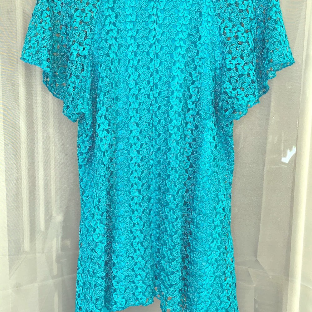Blue lace top